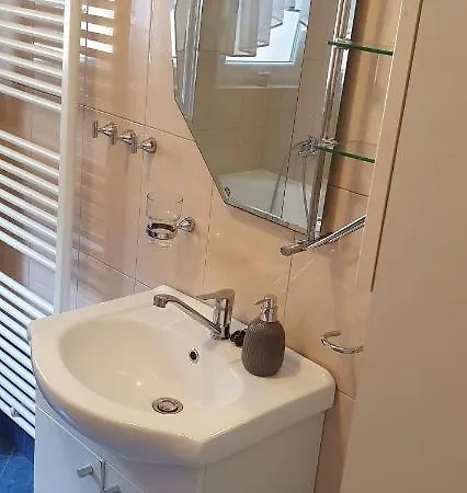 Apartman Mano *